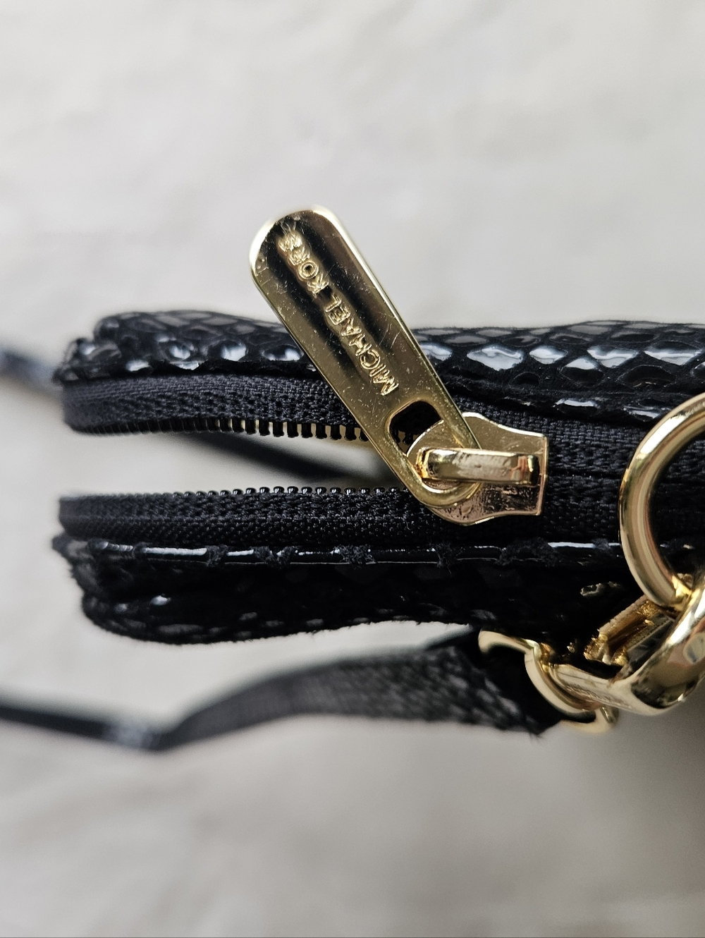 NWOT Michael Kors Black Faux-Snake Laptop case. - Picture 9 of 9